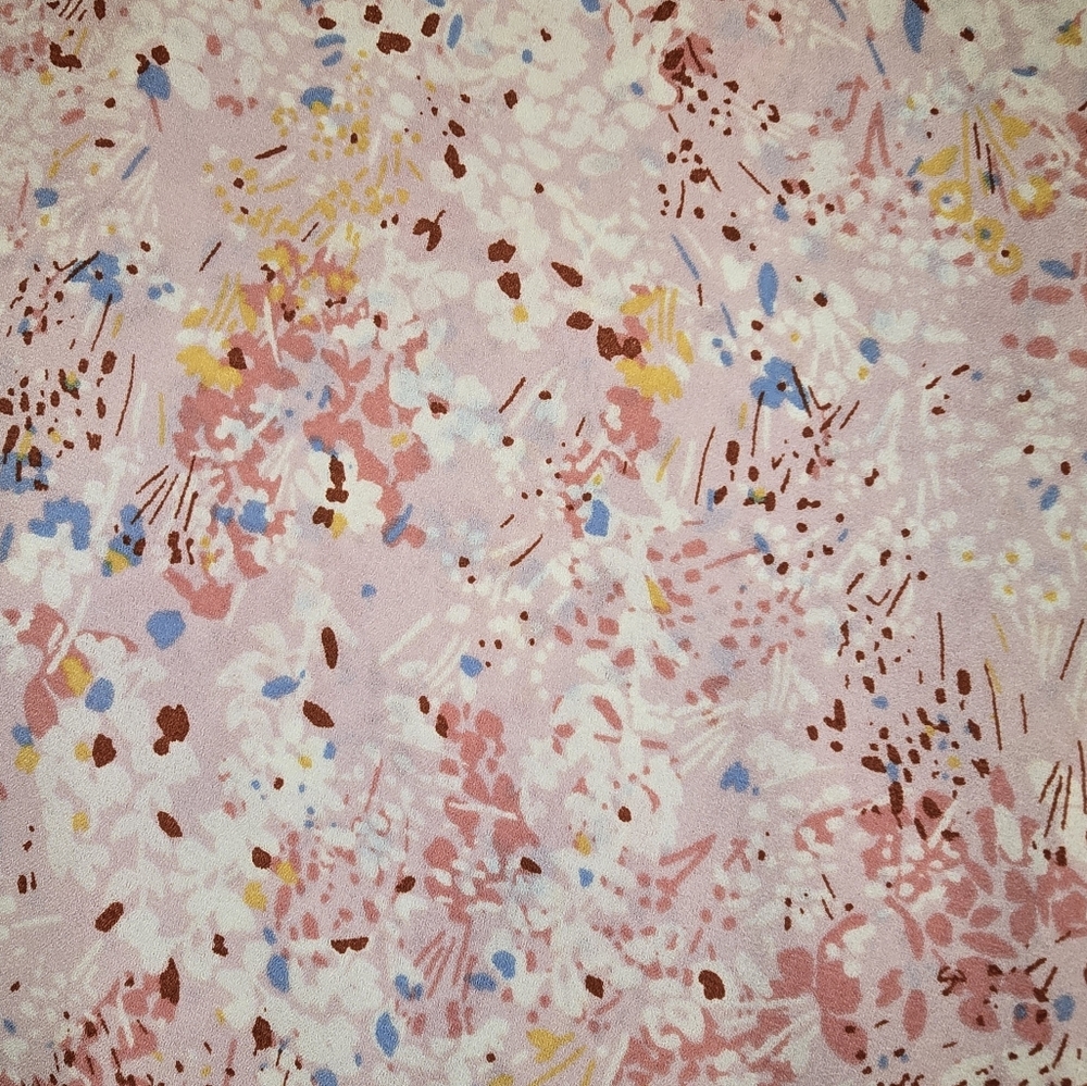 Pink patterned blouse - Picture 3 of 4